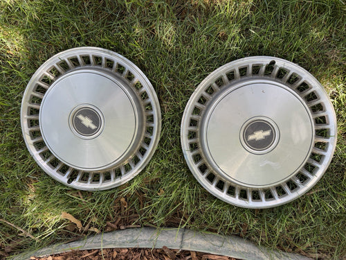 2 Vintage 1980-85 Chevy Caprice Impala 15” Hubcaps Wheel Covers0