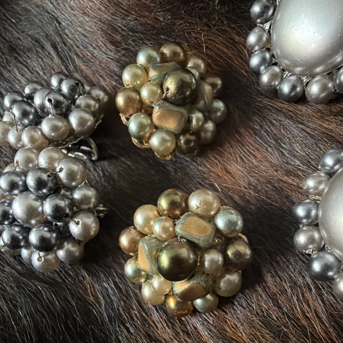 Vintage Faux Pearl Clip-On Earrings Lot 3 Pairs Cluster Cabochon Gold Silver2