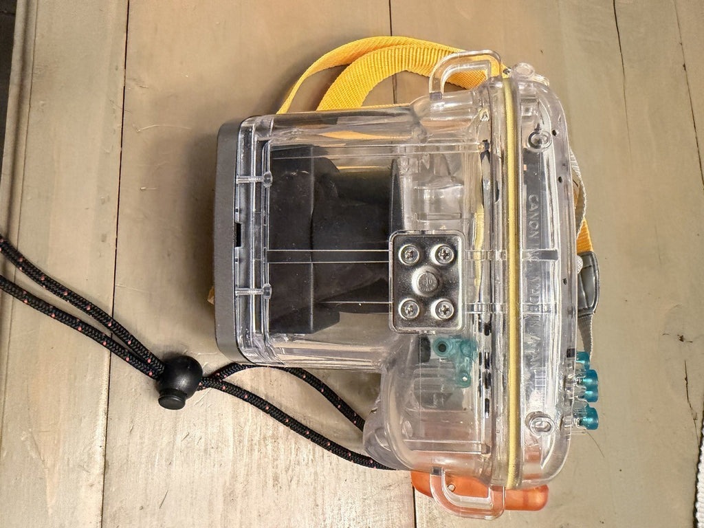Canon WP-DC5 Waterproof Underwater Housing Case PowerShot SD700 IS 40M/130FT3