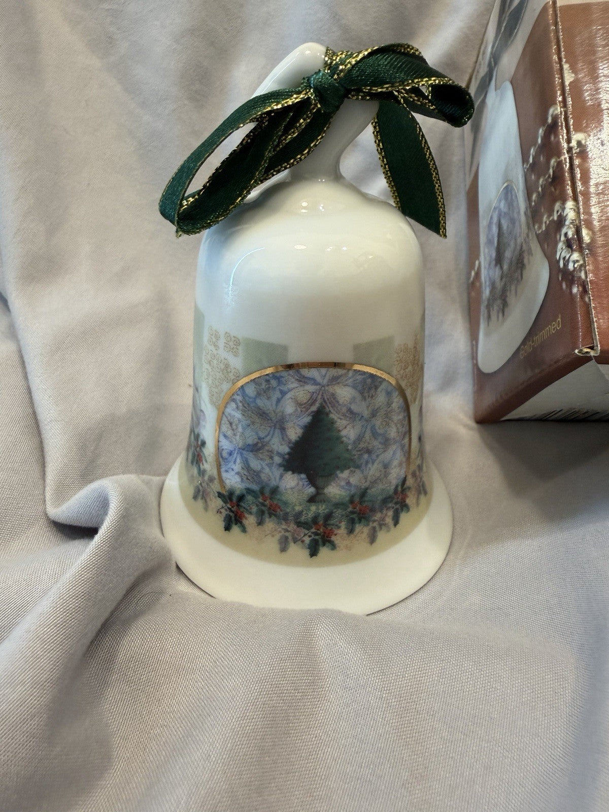 Susan Zulauf Gold Trimmed Porcelain Bell Christmas Tree Figurine w Box NEW3