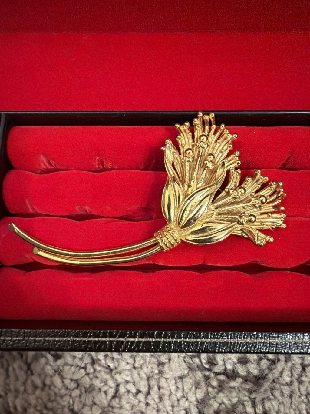 Vintage Gold Tone Floral Spray Brooch Pin Mid Century Flower Statement0