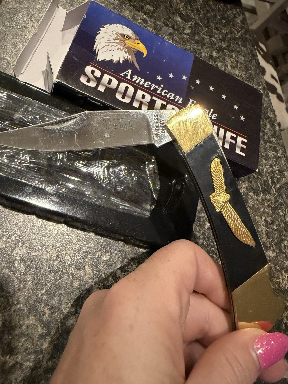 American Eagle Sports Knife Folding Pocket Knife Bald Eagle Gold Tone in Box8