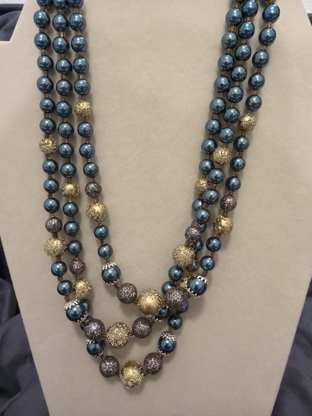 Vintage Multi Strand Beaded Necklace Blue Teal Faux Pearl Gold Statement Chunky1