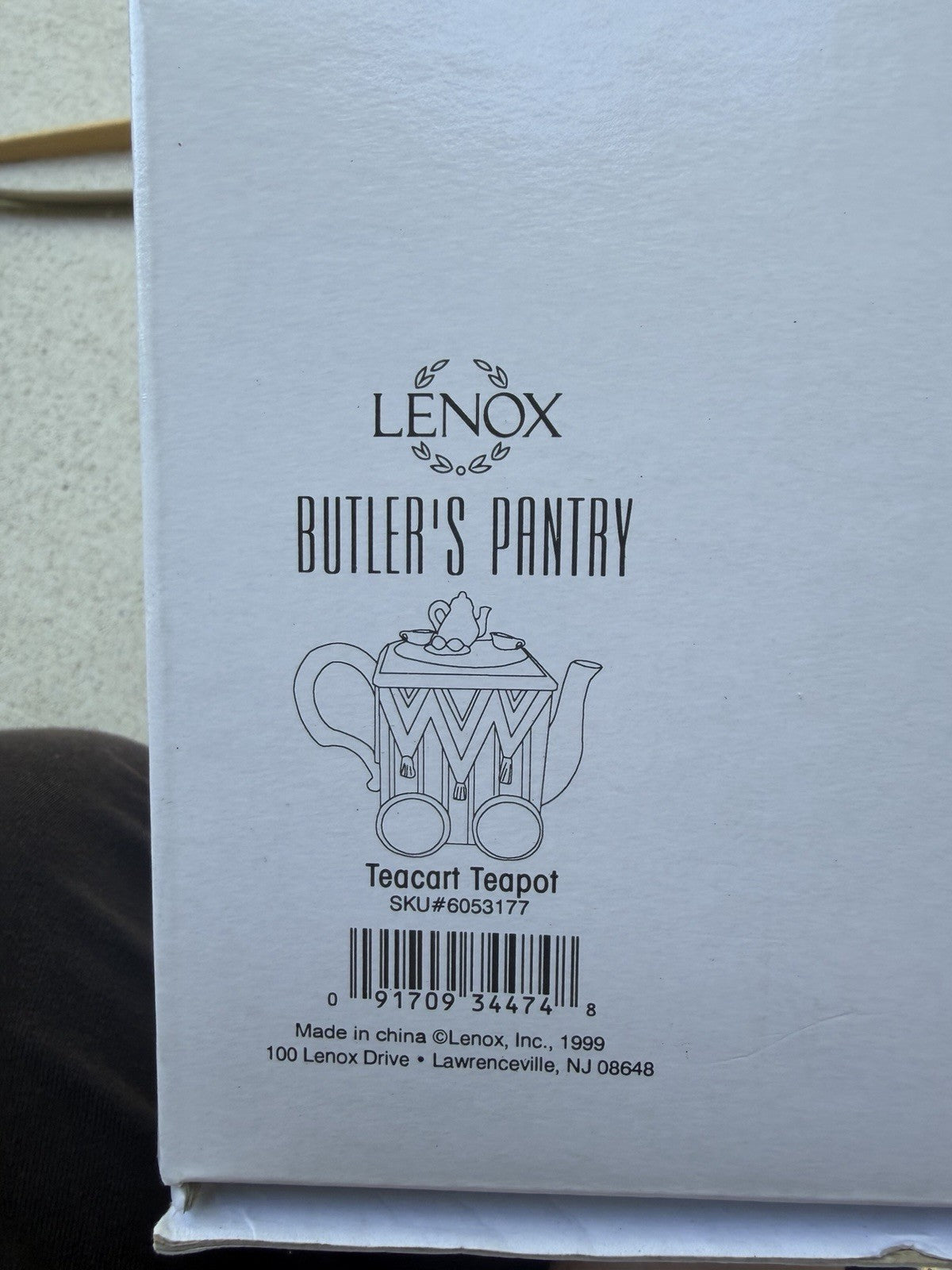 Lenox Butler's Pantry Teacart Teapot 6053177 White Porcelain Matte Geometric8