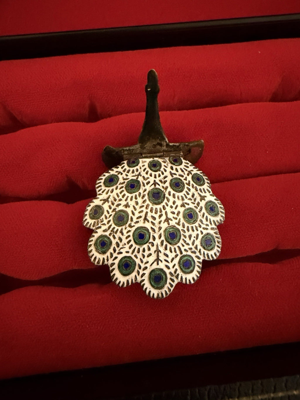 Siam Sterling Silver Enamel Peacock Brooch 2 Inch Blue Green Moveable Tail 4