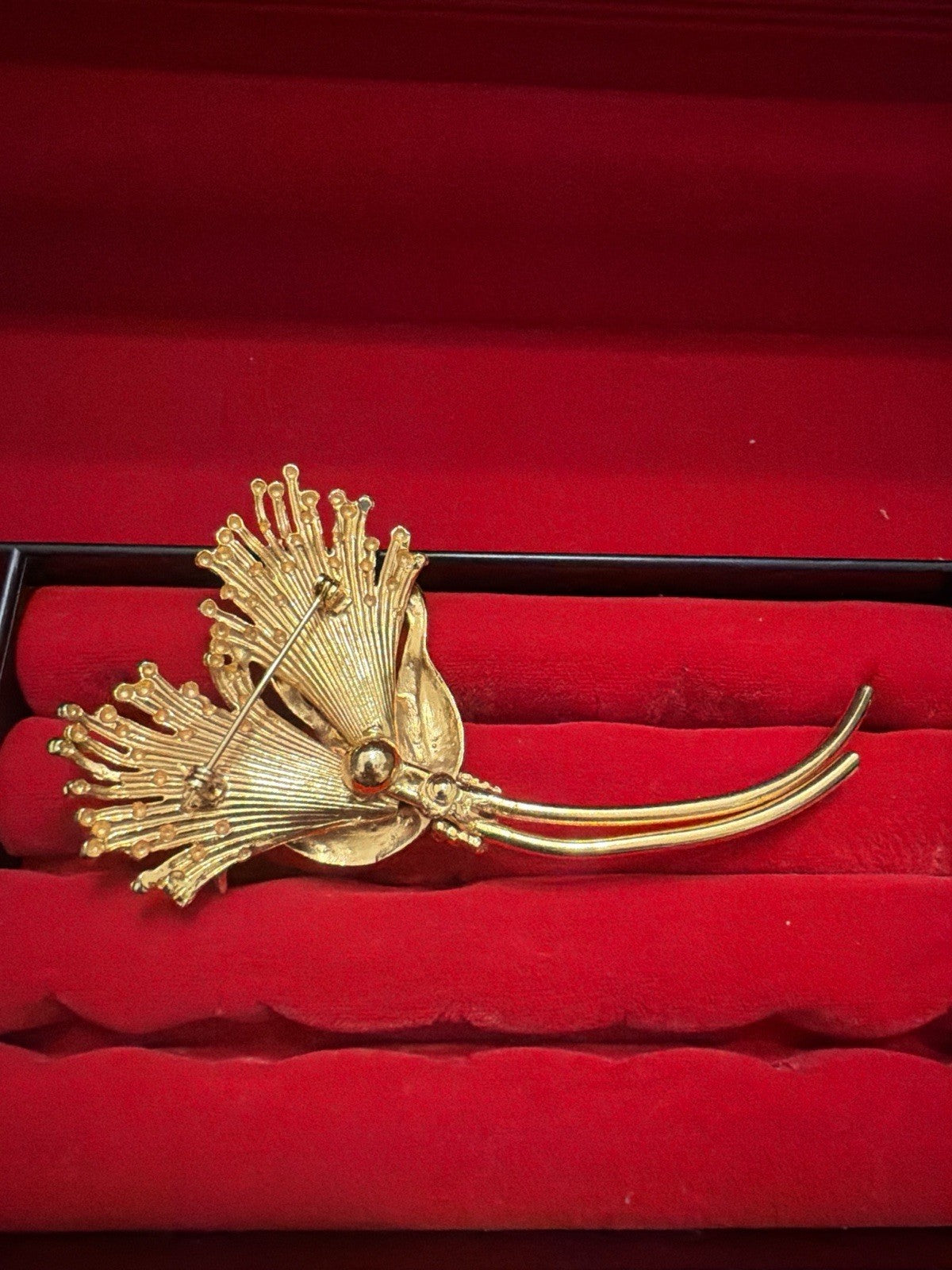 Vintage Gold Tone Floral Spray Brooch Pin Mid Century Flower Statement1