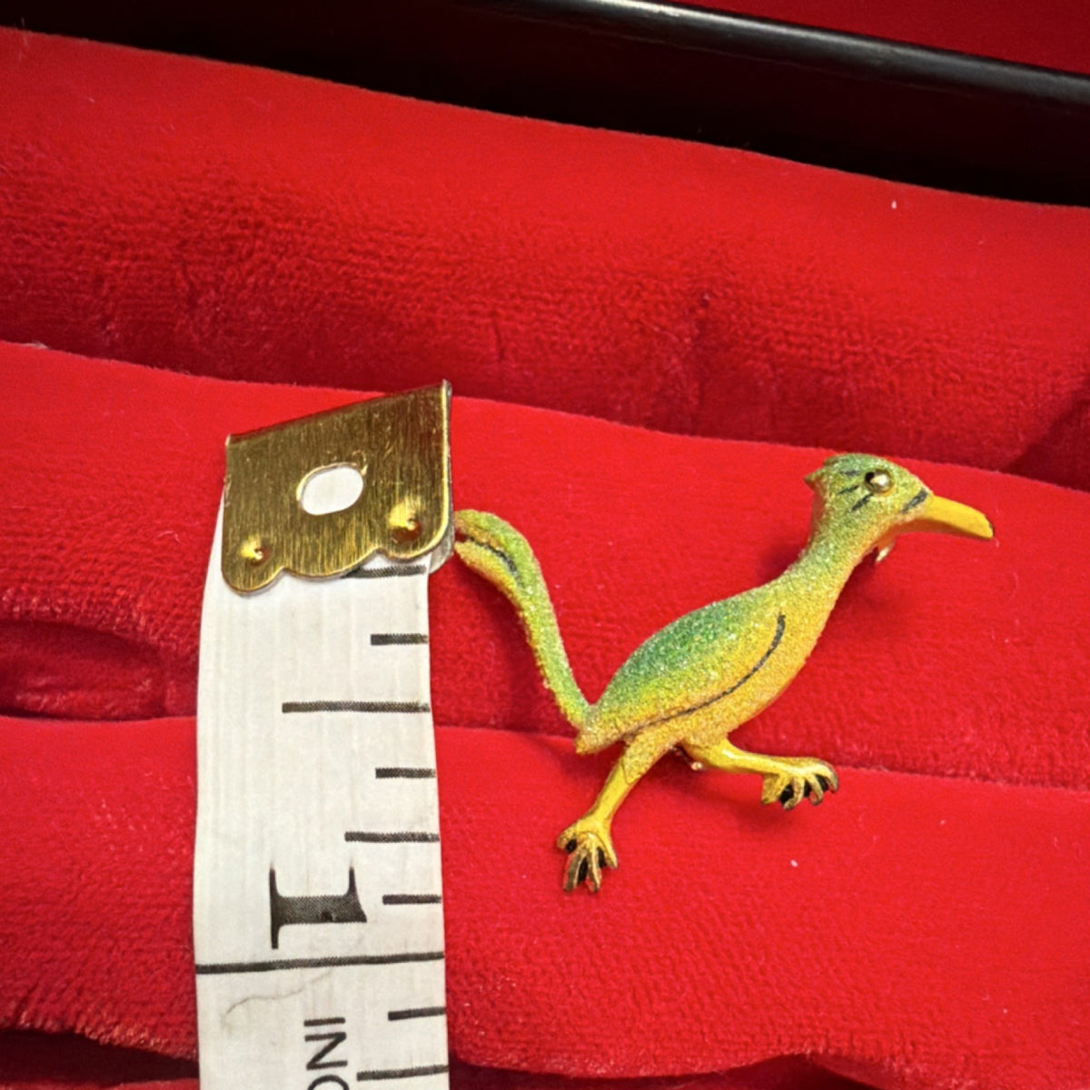 Vintage Roadrunner Bird Brooch Southwestern Arizona Enamel Gold Tone Korea2