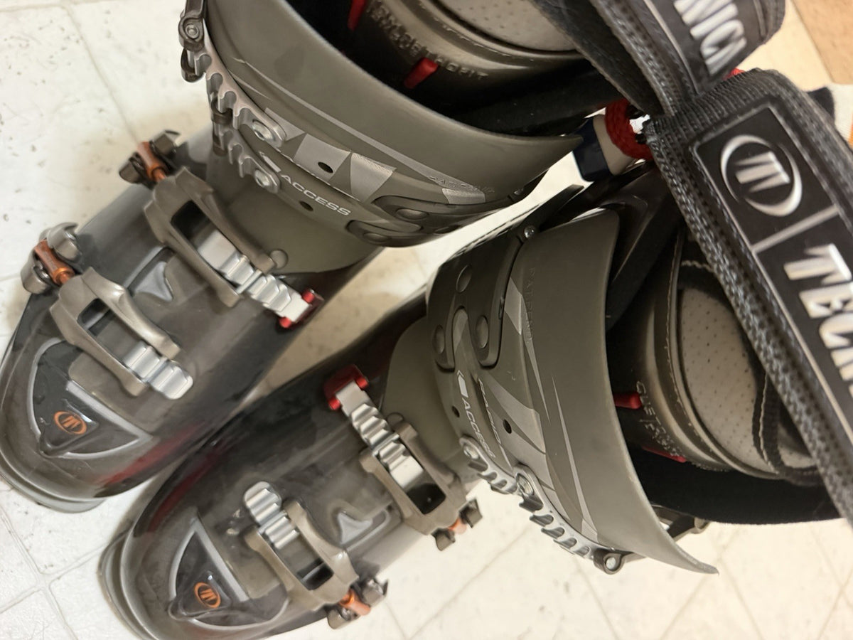 Tecnica Rival RX Ski Boots Mondo 27/27.5 Ultra Fit Reactive Flex Dual Pivot2