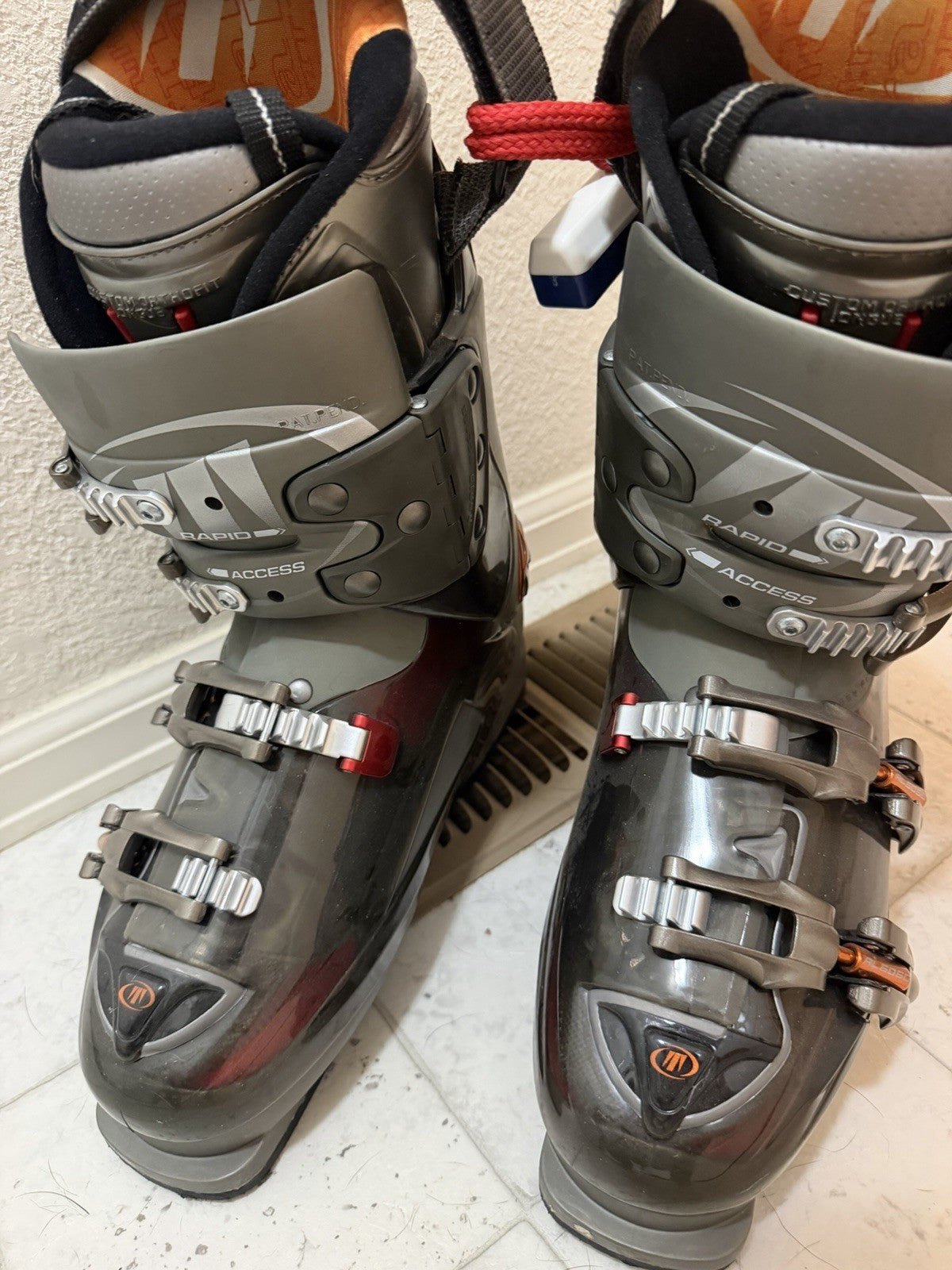 Tecnica Rival RX Ski Boots Mondo 27/27.5 Ultra Fit Reactive Flex Dual Pivot1