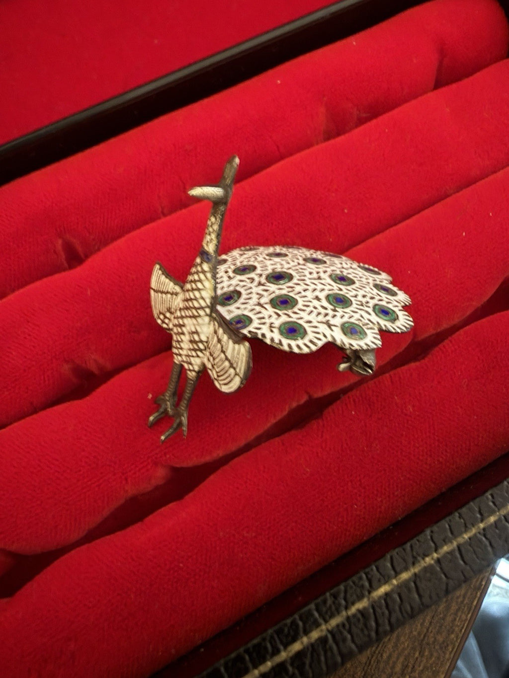 Siam Sterling Silver Enamel Peacock Brooch 2 Inch Blue Green Moveable Tail 3