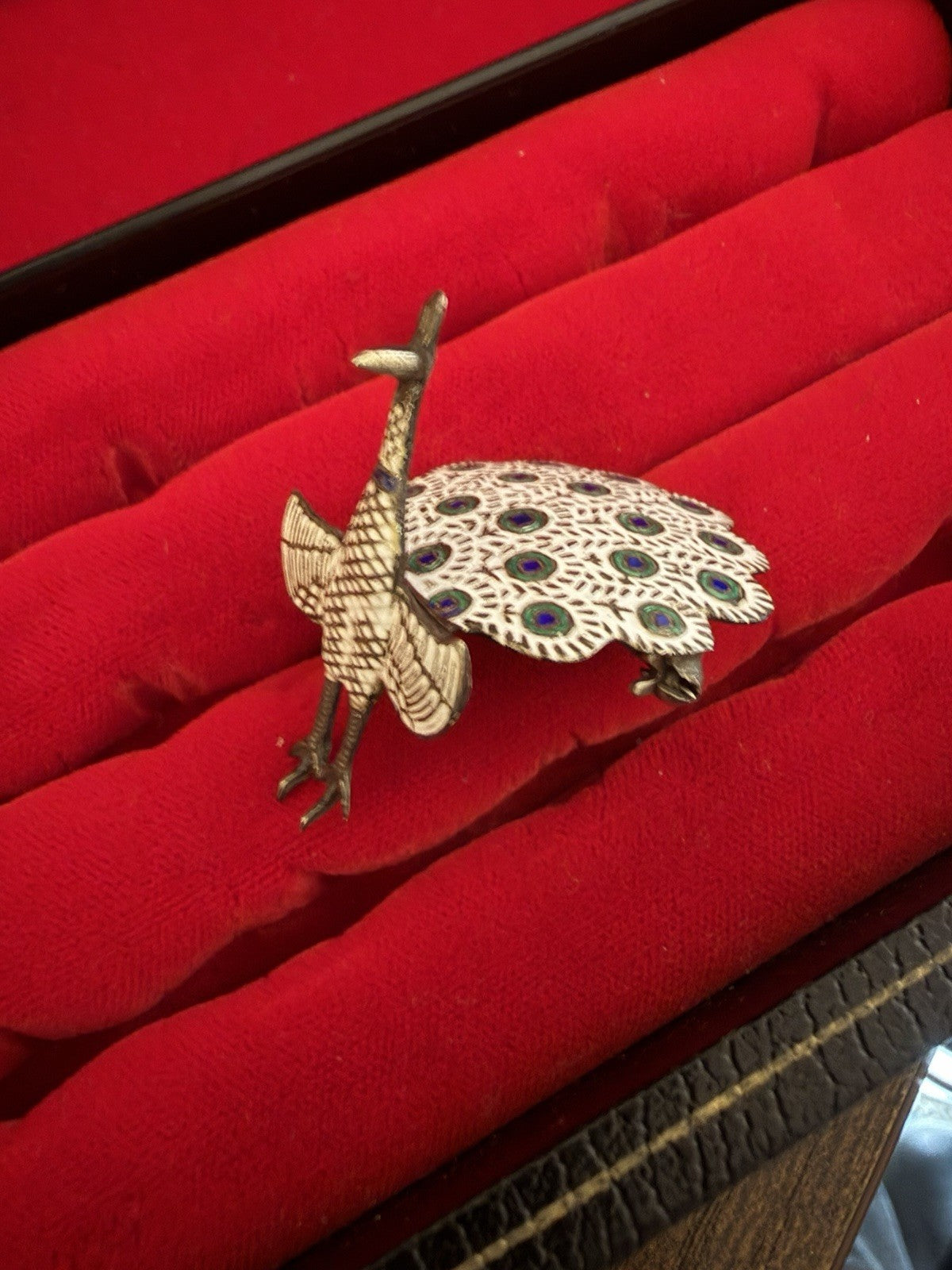 Siam Sterling Silver Enamel Peacock Brooch 2 Inch Blue Green Moveable Tail 3