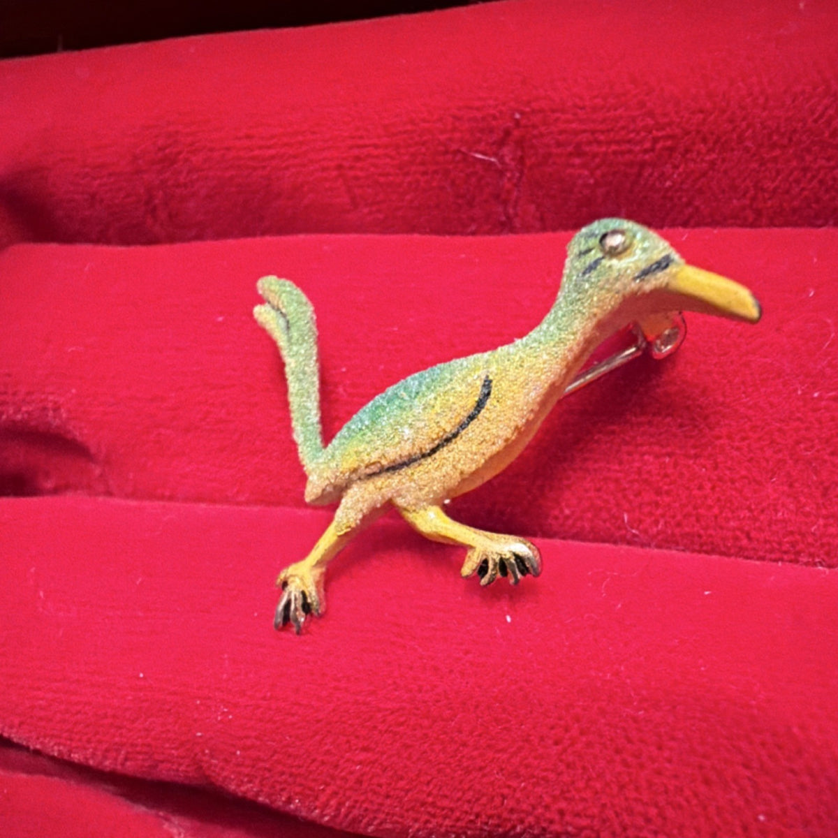 Vintage Roadrunner Bird Brooch Southwestern Arizona Enamel Gold Tone Korea1