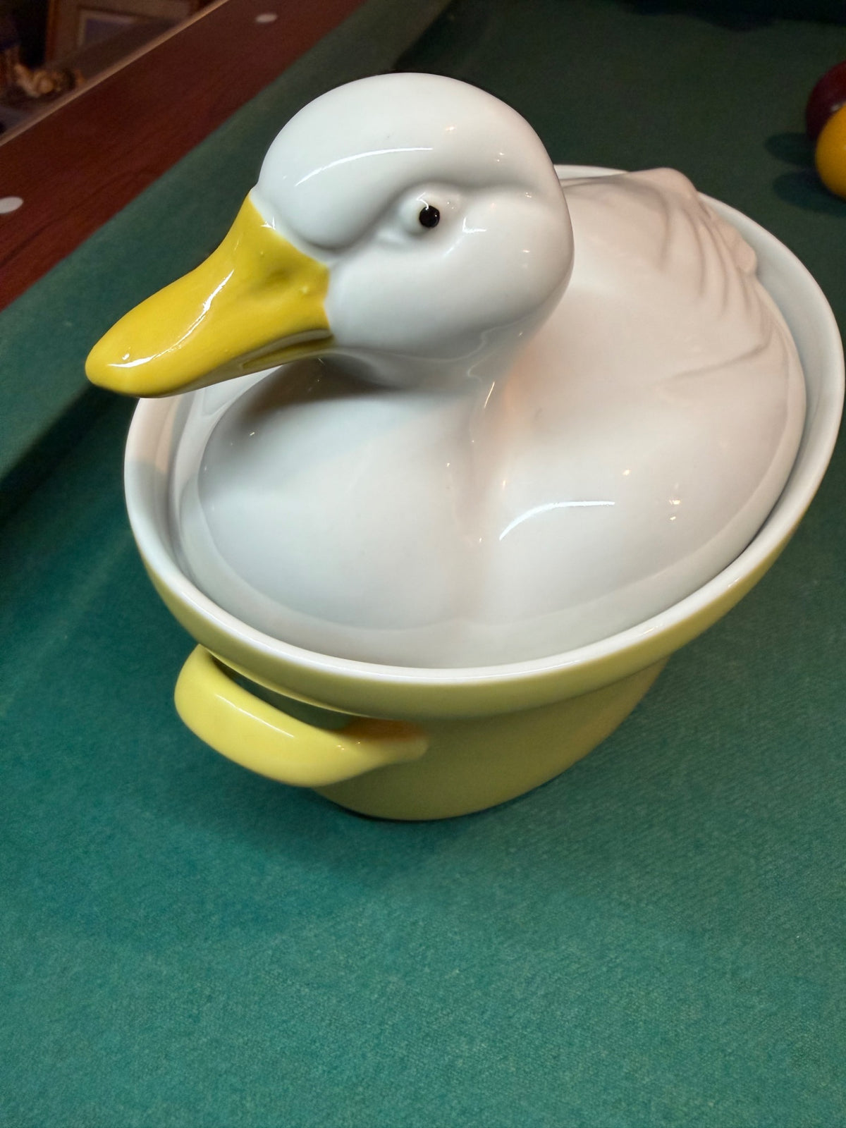 Carbone ceramic white duck covered dish with yellow bill and yellow base